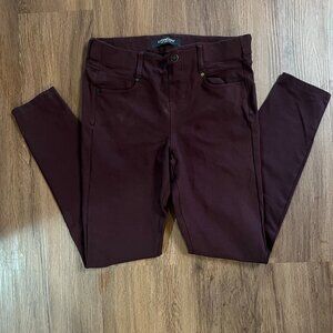 New Without Tags Liverpool Skinny Jeans, Dark Plum Size 6/28